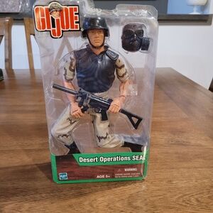 Vintage 2003 Hasbro 12" G.I. Joe Desert Operations Action Figure